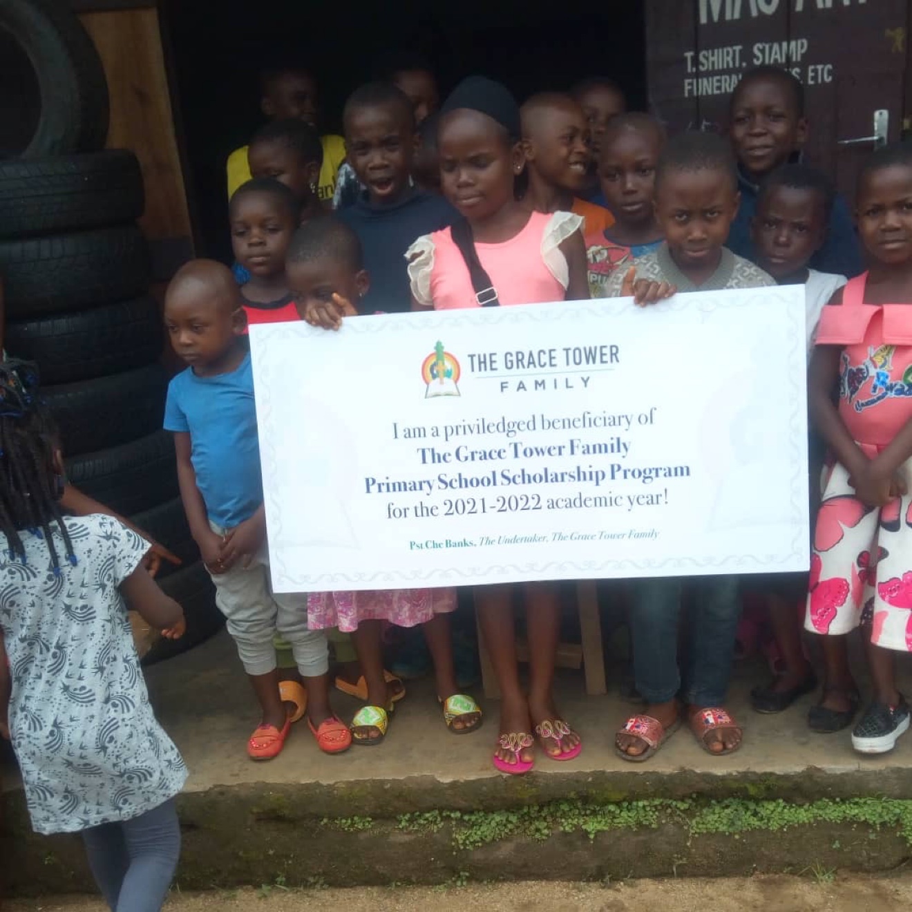 Grace Tower Family scholarship beneficiaries group photo